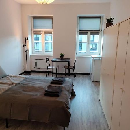 Cozy Room - 10 Min.From Rynek فروتسواف المظهر الخارجي الصورة
